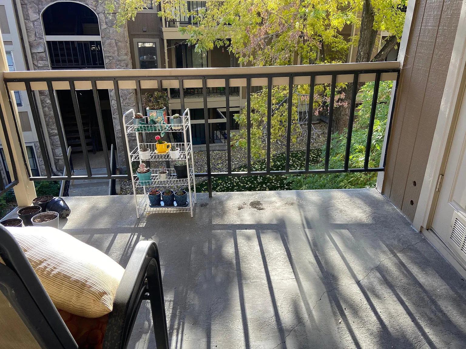 10930 W Florida Ave — Photo 4
