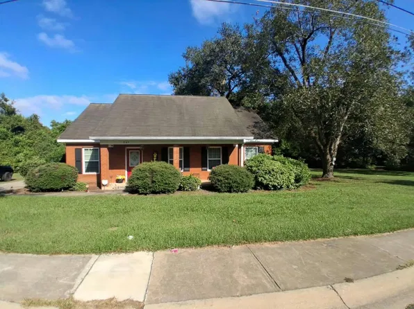 349 N Butler St, Camilla, GA 31730