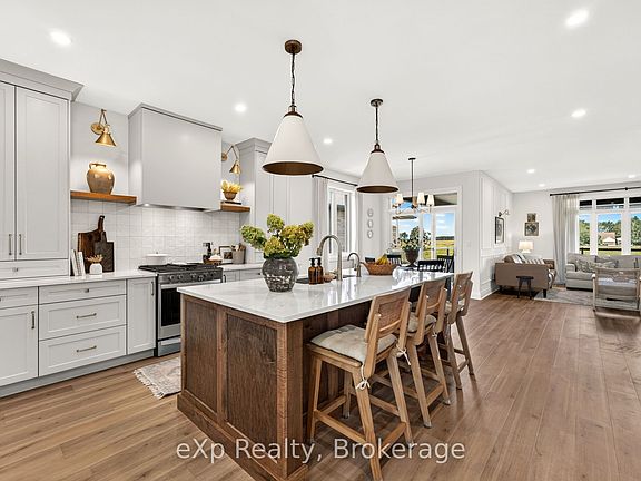 5th image of 160 Orr St