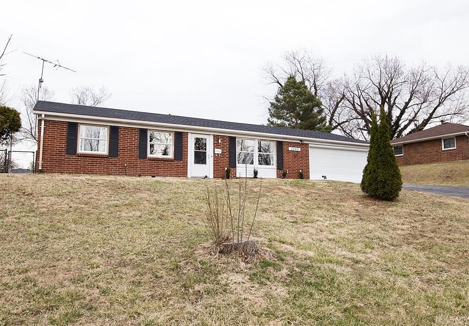 1st image of 2665 Vineland Trl