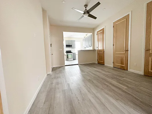 Rented by Ulas Real Estates Inc | media 8