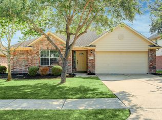 4203 Seminole Dr, Pearland, TX 77584