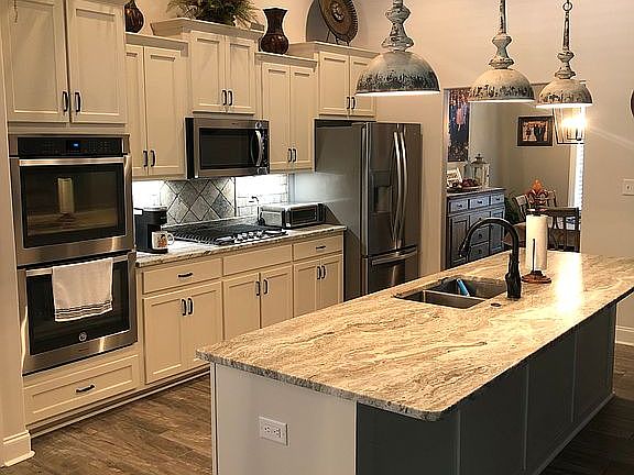 4th image of 3604 Flat Rock Dr