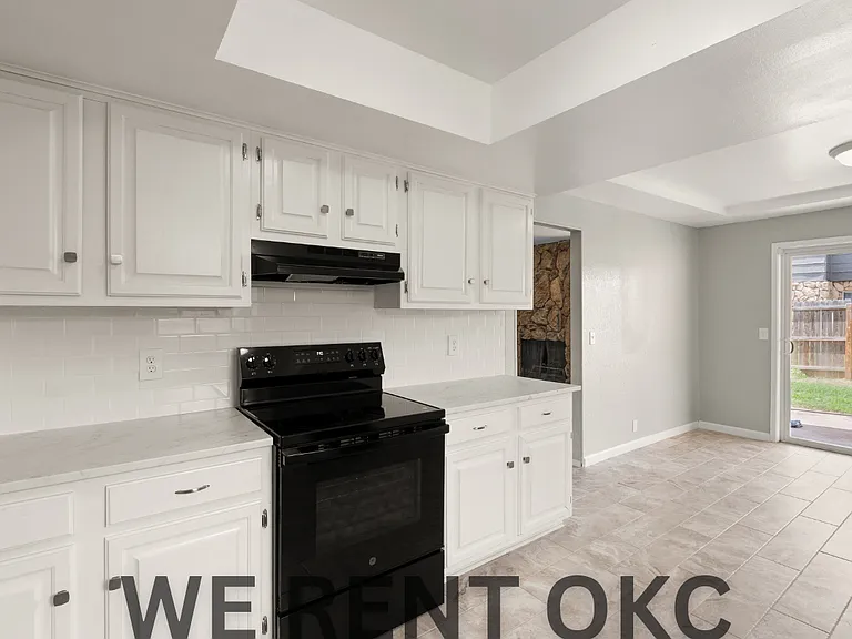 3611 Wynn Cir #1 — Photo 15