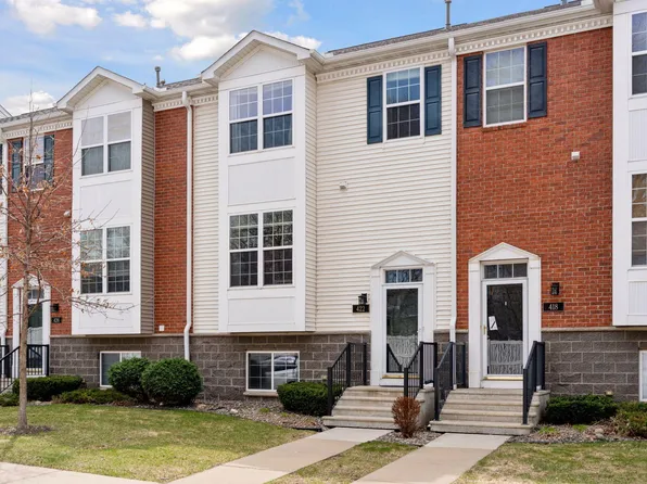 422 Regency Ln W, Hopkins, MN 55343