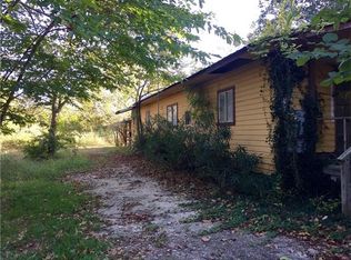 107 W Main St, Florence, TX 76527