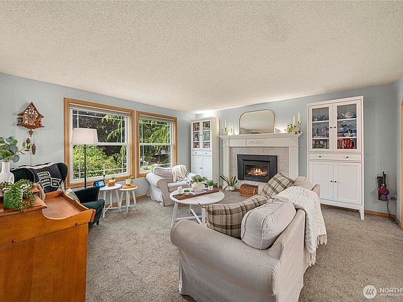3rd image of 12209 89th Avenue Ct E
