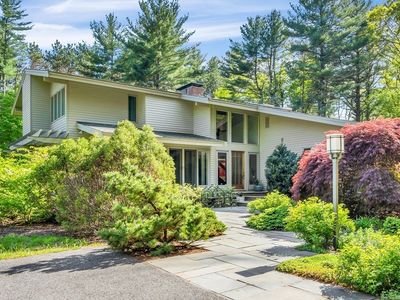 39 Old Farm Rd, Concord, MA, 01742