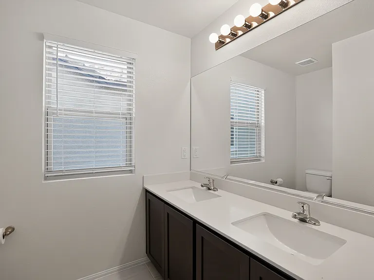 97 Desert Palm Dr — Photo 11