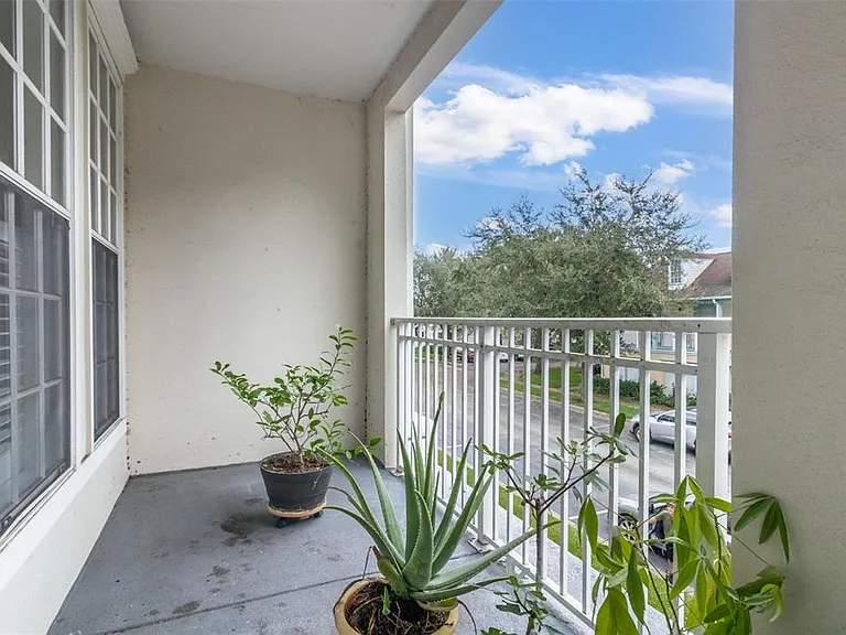 233 Goldenrain Dr #202 — Photo 16