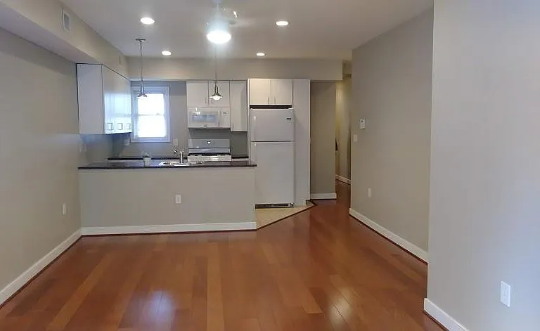 1425 5th St NW #1 — Photo 9