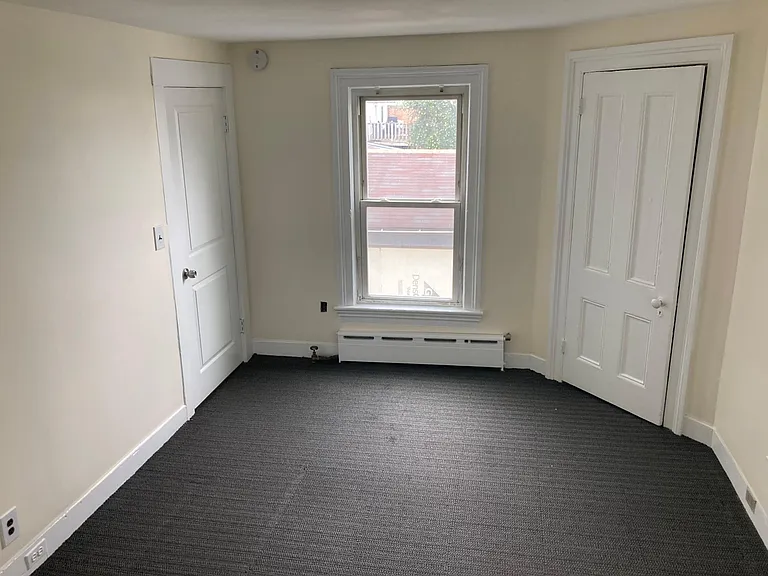 618 Madison Ave #8 — Photo 1