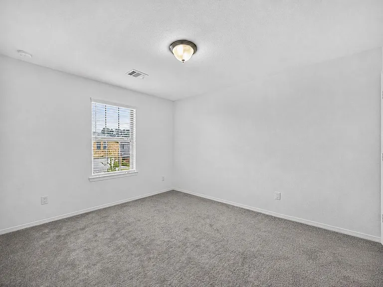 22338 Auburn Cabin Ln — Photo 24