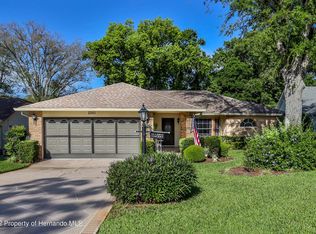 2261 Grandfather Mountain, Spring Hill, FL 34606