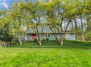 4 Surrey Ln, Ossining, NY 10562