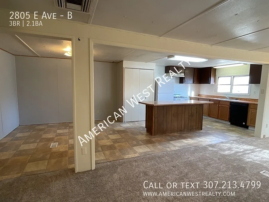 Building Photo - 2805 E Ave #B