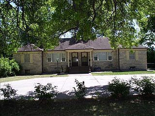 1st image of 4301 South St