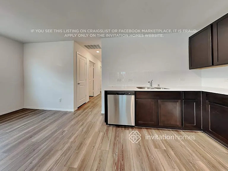 125 Branch Village Way — Photo 7