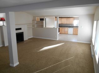 8718 220th St SW, Edmonds, WA 98026