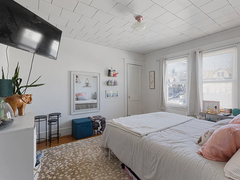 6 Endicott Ave — Photo 10