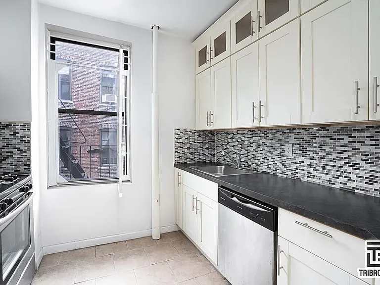 488 Saint Nicholas Ave #4B — Photo 1