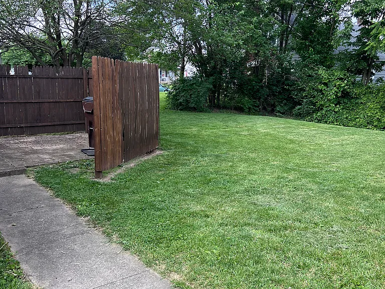 804 Stanley St — Photo 14