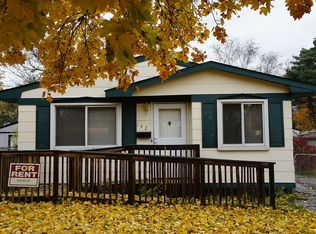 142 W Tennyson Ave, Pontiac, MI 48340