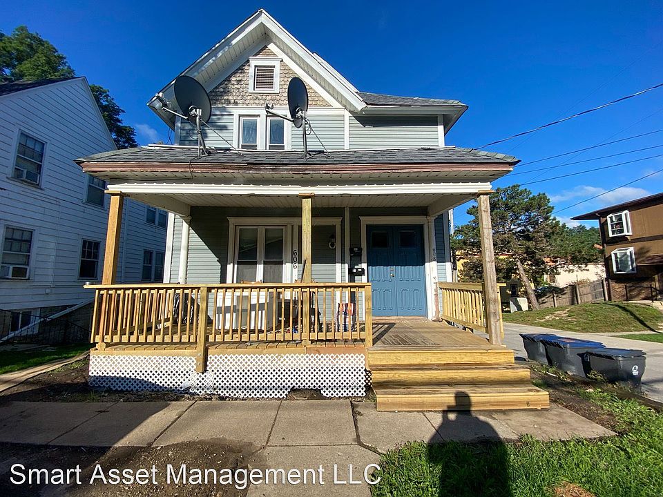 1st image of 608 N West Ave