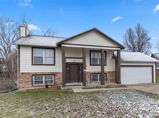 13 Merribrook Ct, O'Fallon, MO 63368