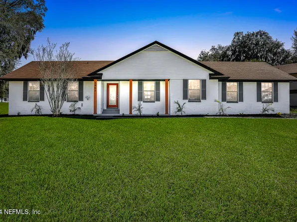 3961 LOCHLAUREL Drive, Jacksonville, FL 32277