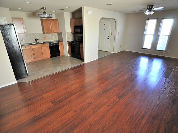 4th image of 4621 Credo Ln