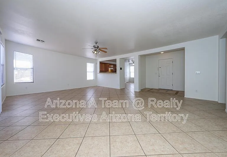 1892 W Bagley Way — Photo 4