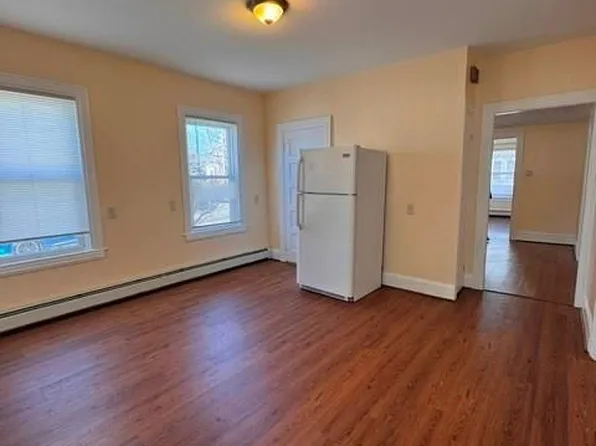 31 Potter St #1, Pawtucket, RI 02860