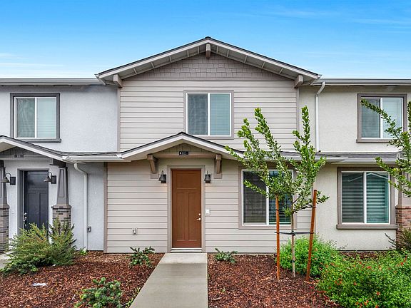 3rd image of 410 S Summit Dr #102