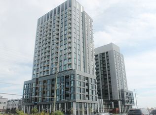 3079 Trafalgar Rd #1611, Oakville, ON L6H 6K7