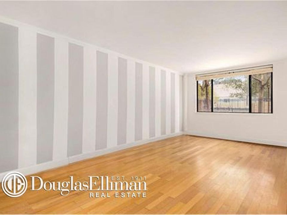 1st image of 91 Allen St APT 12
