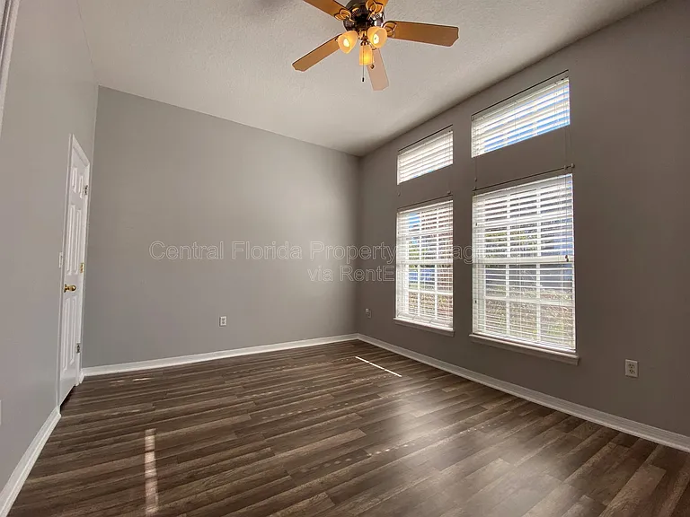 10885 Piping Rock Cir — Photo 23