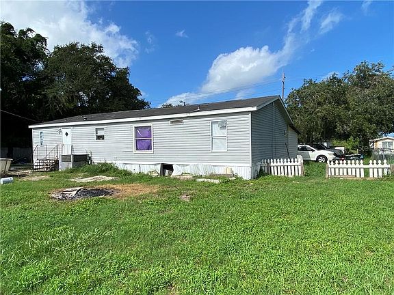 3rd image of 11114 Inglewood Dr