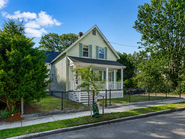 53 Henderson St, Arlington, MA 02474