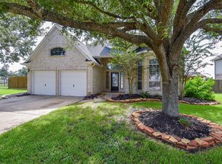 3918 Austin Lake Ct, Pearland, TX 77581