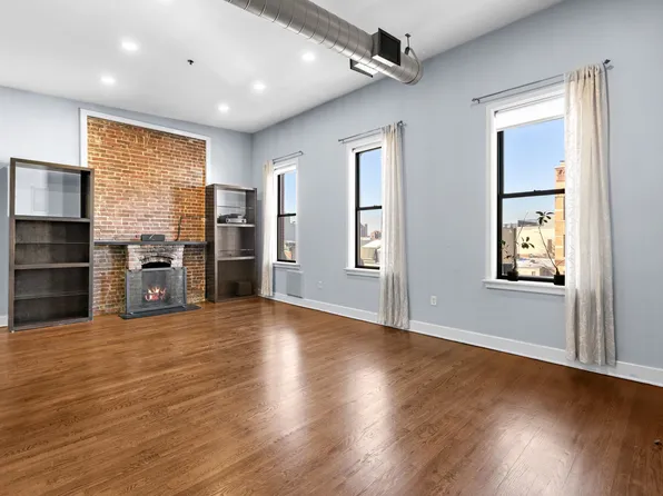 321 Washington Street image 1 of 20