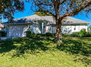 2011 NE 5th St, Cape Coral, FL 33909