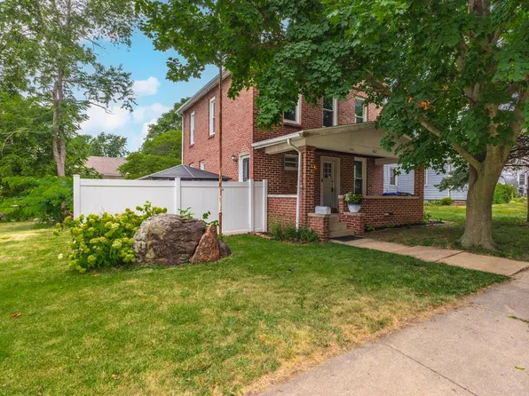 602 N Lee St, Bloomington, IL 61701