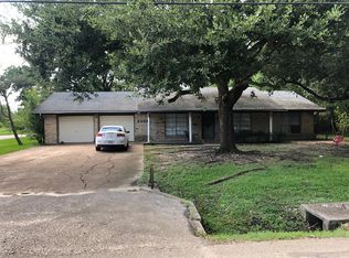 6259 Warren St, Groves, TX 77619