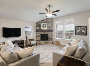 5924 Pine River Ln, Fort Worth, TX 76179