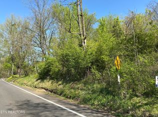 Longmire Rd, Clinton, TN 37716