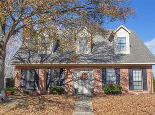 1924 Still Oaks Dr, Montgomery, AL 36117
