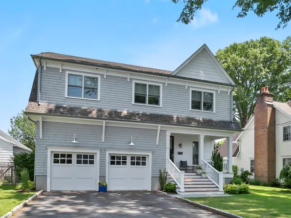 111 Pratt Street, Fairfield, CT 06824