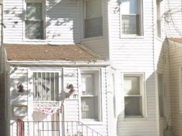 60-17 59th Avenue, Maspeth, NY 11378