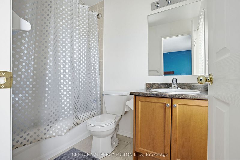 Ajax Townhouse for rent - 3 Bedrooms — photo 22